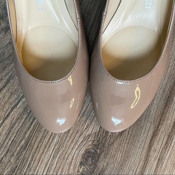Nine West Nude Patent Leather Pumps | 6M Excellent Condition! - Picture 5 of 7